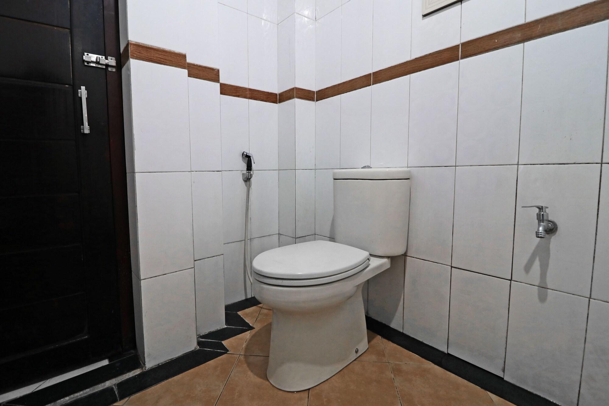 Hotel Sas Syariah Банджармасін Екстер'єр фото